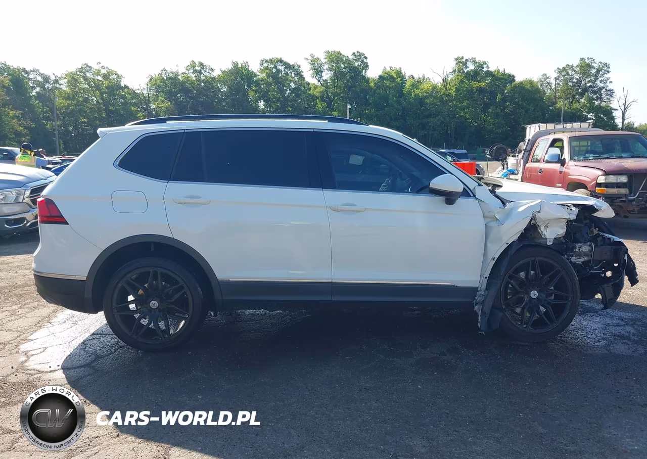 2020 Volkswagen Tiguan VIN:3VV3B7AX1LM130349 - 13