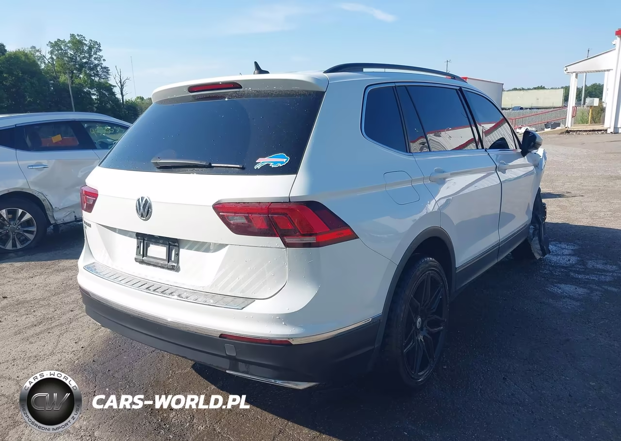 2020 Volkswagen Tiguan VIN:3VV3B7AX1LM130349 - 4