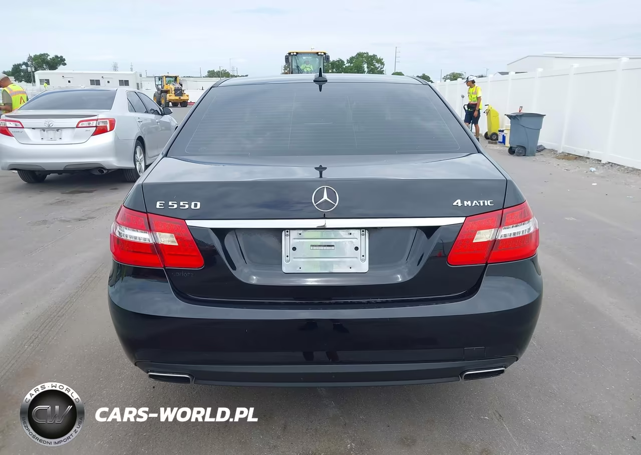 2012 Mercedes-Benz E 550 4Matic VIN:WDDHF9BB2CA657715 - 16