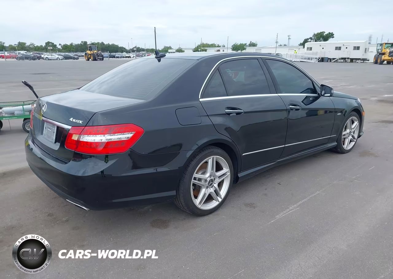 2012 Mercedes-Benz E 550 4Matic VIN:WDDHF9BB2CA657715 - 4