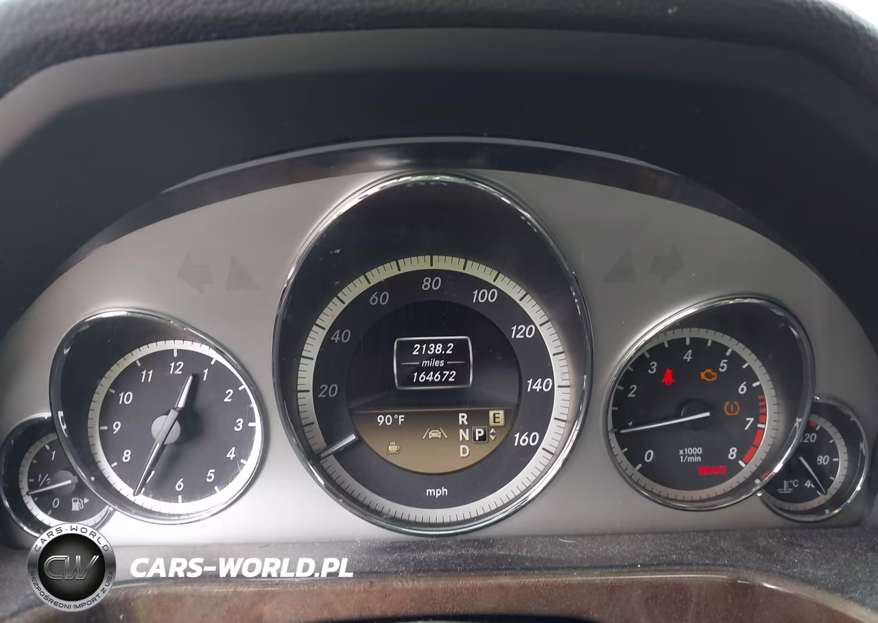 2012 Mercedes-Benz E 550 4Matic VIN:WDDHF9BB2CA657715 - 7