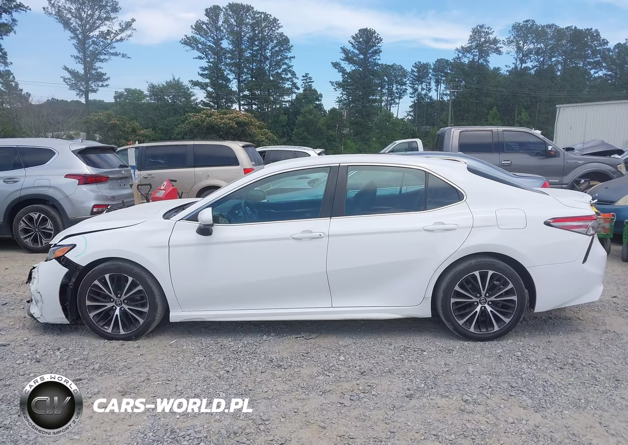 2018 Toyota Camry Se VIN:4T1B11HK6JU629219 - 14
