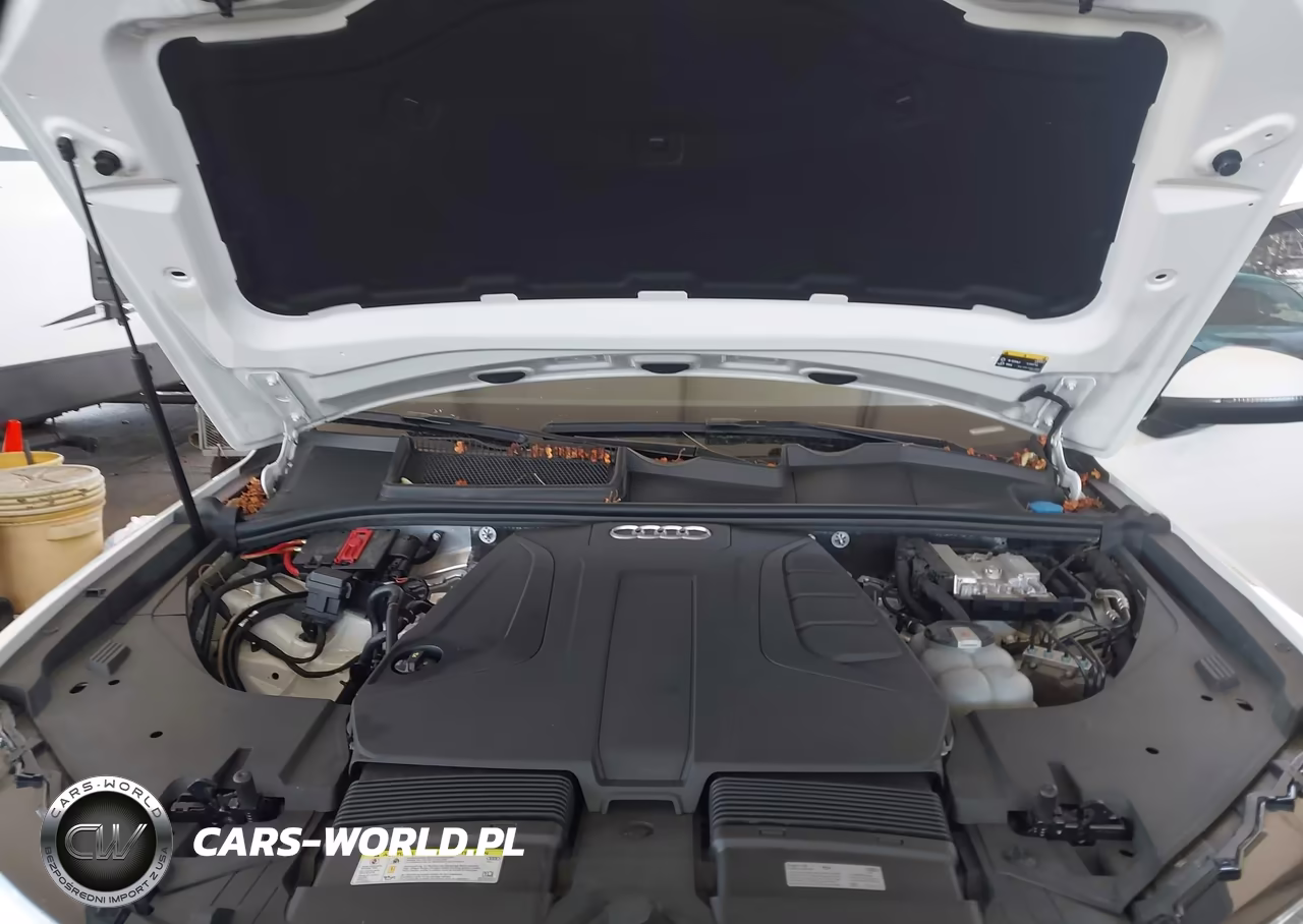 2019 Audi Q7 45 Premium VIN:WA1LHAF70KD030721 - 10