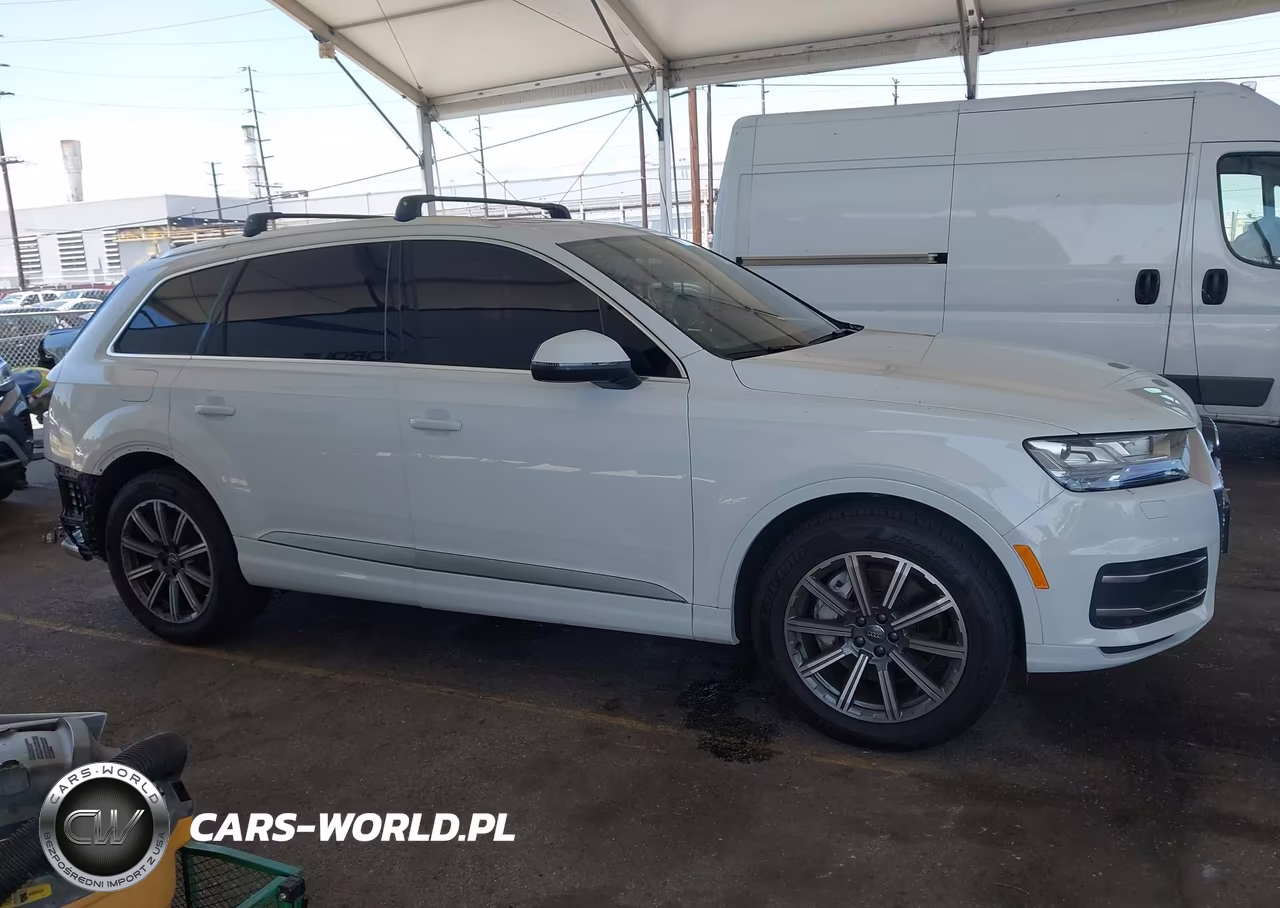 2019 Audi Q7 45 Premium VIN:WA1LHAF70KD030721 - 13