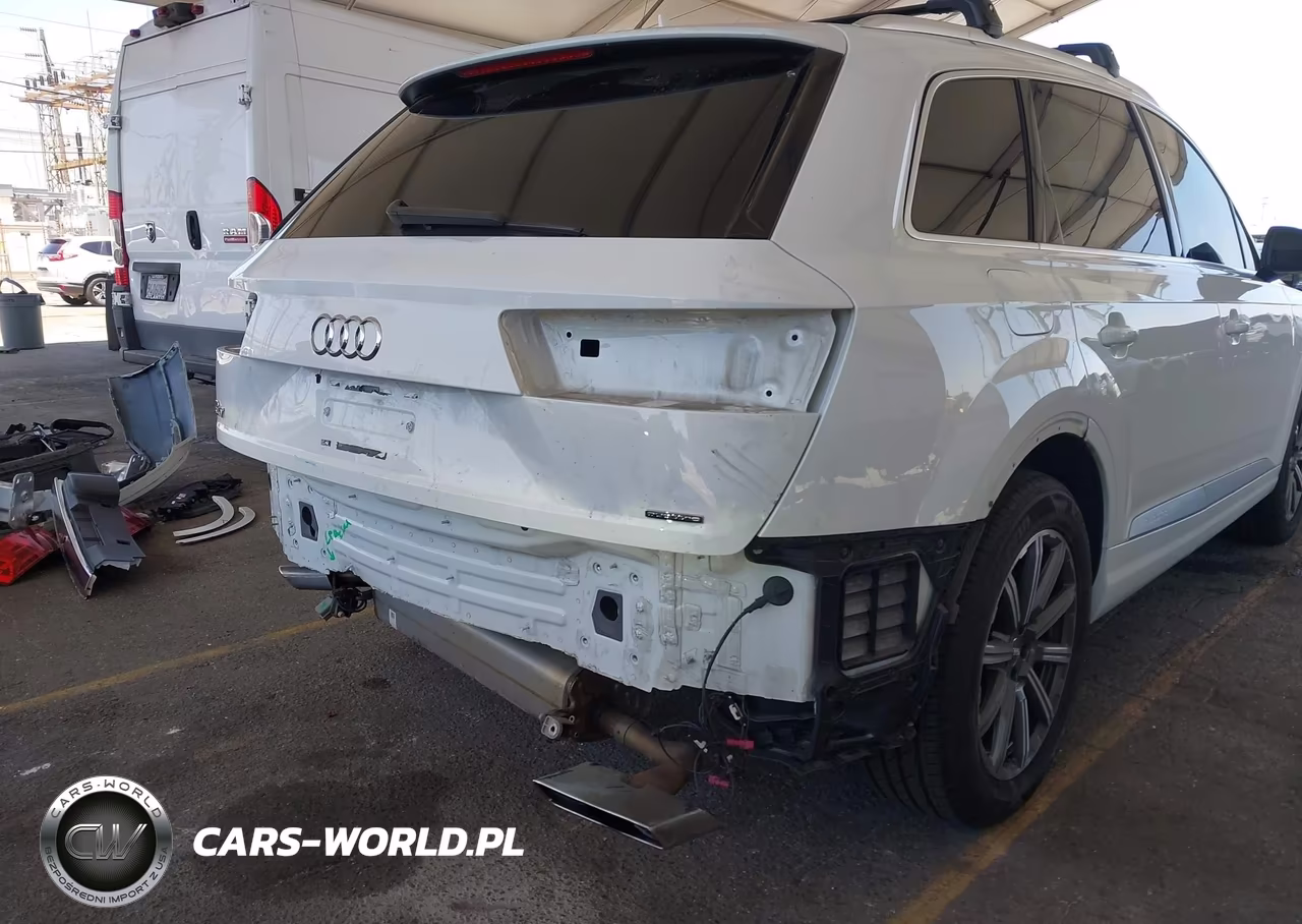 2019 Audi Q7 45 Premium VIN:WA1LHAF70KD030721 - 6