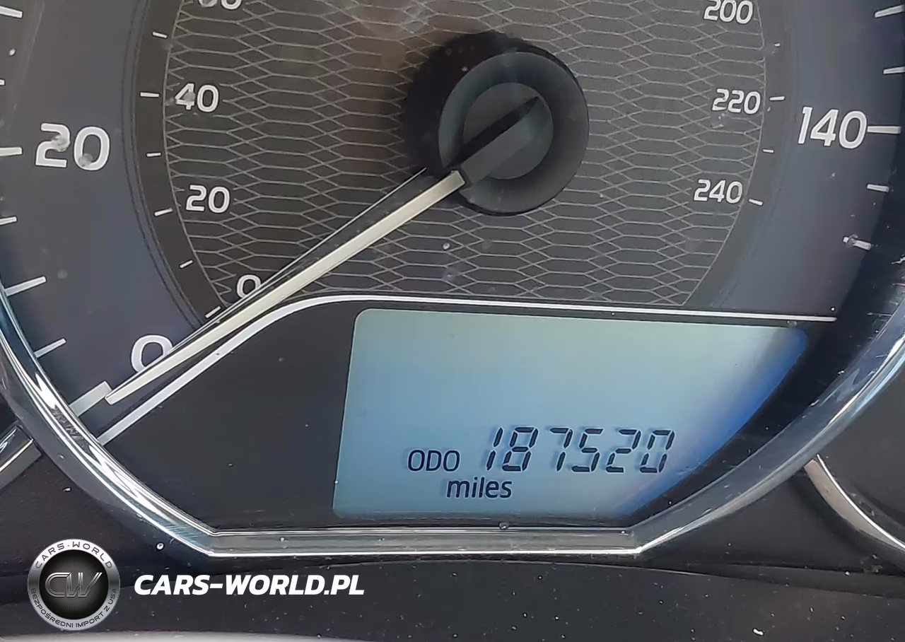 2014 Toyota Corolla L VIN:2T1BURHE6EC179028 - 15