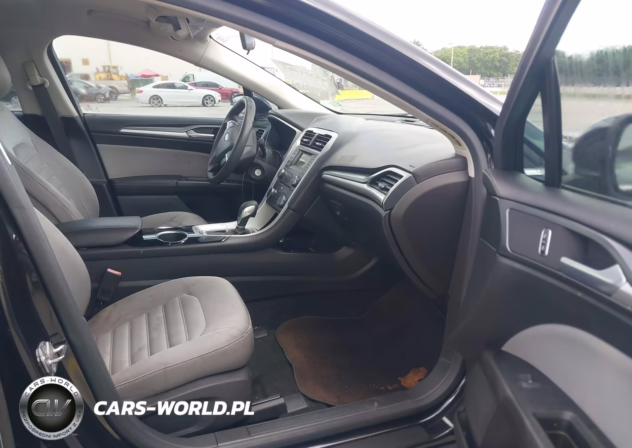 2013 Ford Fusion S VIN:3FA6P0G75DR380375 - 5