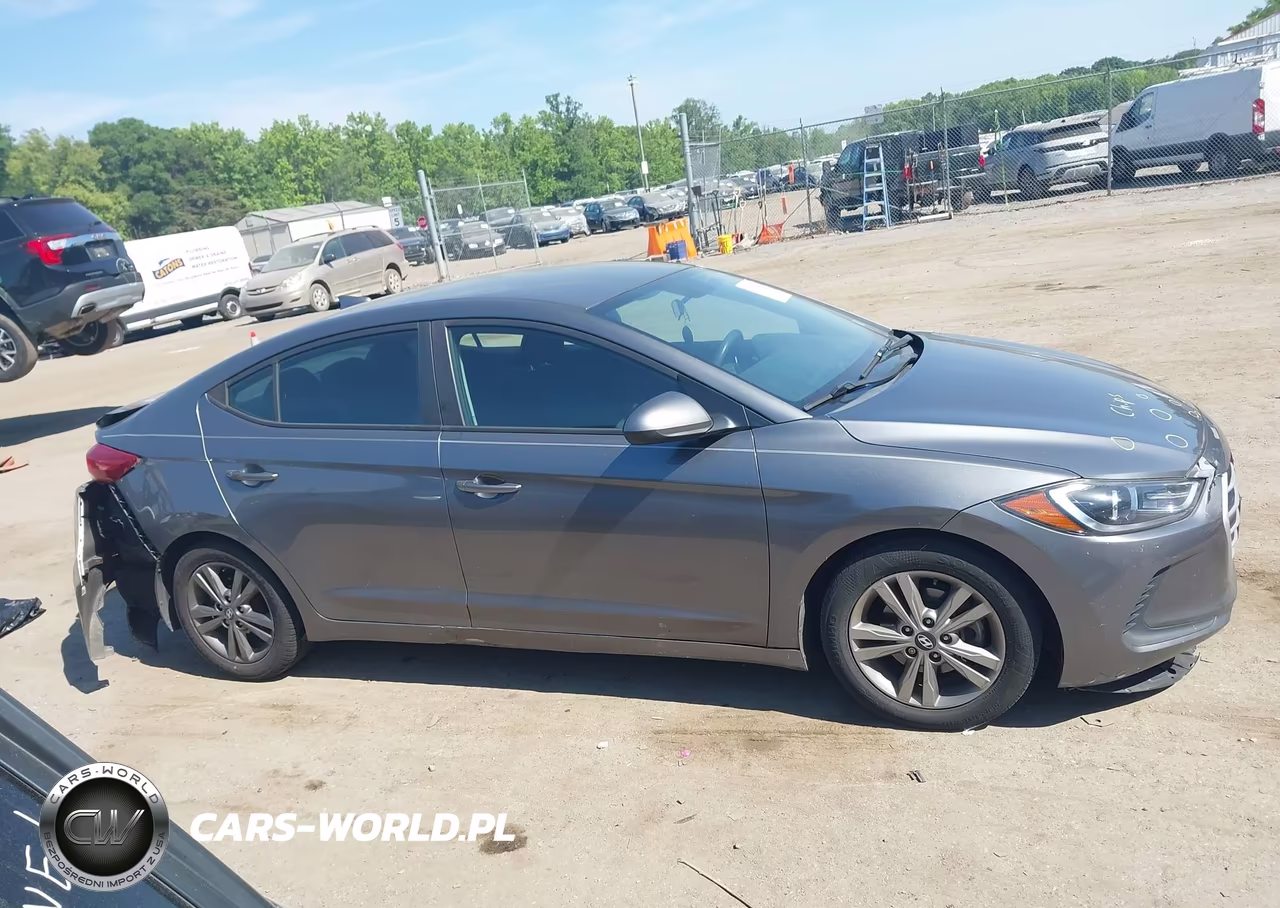 2018 Hyundai Elantra Sel VIN:5NPD84LF9JH343928 - 13