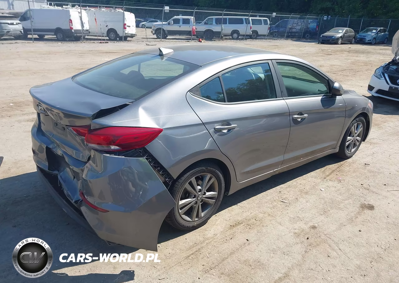 2018 Hyundai Elantra Sel VIN:5NPD84LF9JH343928 - 4