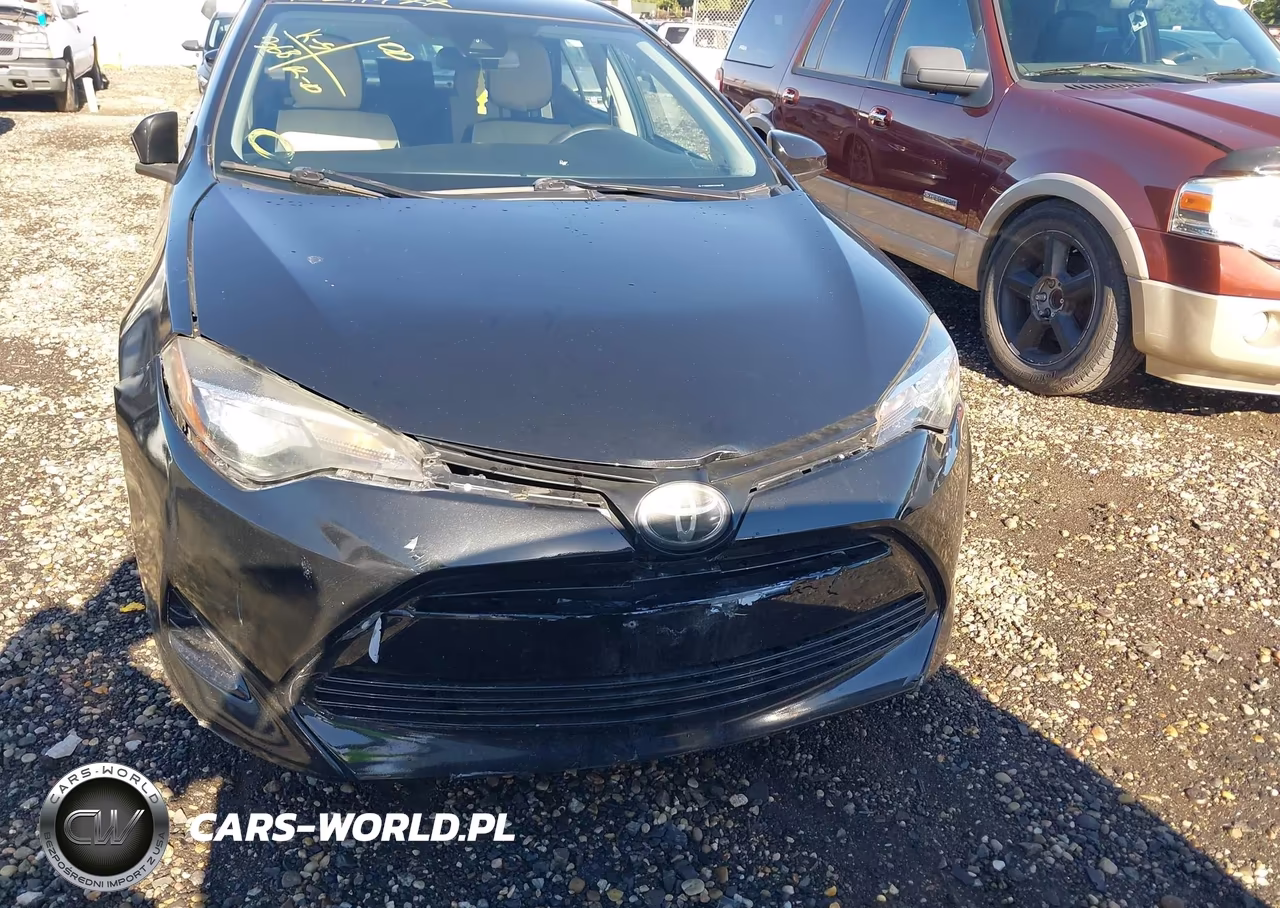 2019 Toyota Corolla Le VIN:2T1BURHE8KC224904 - 12