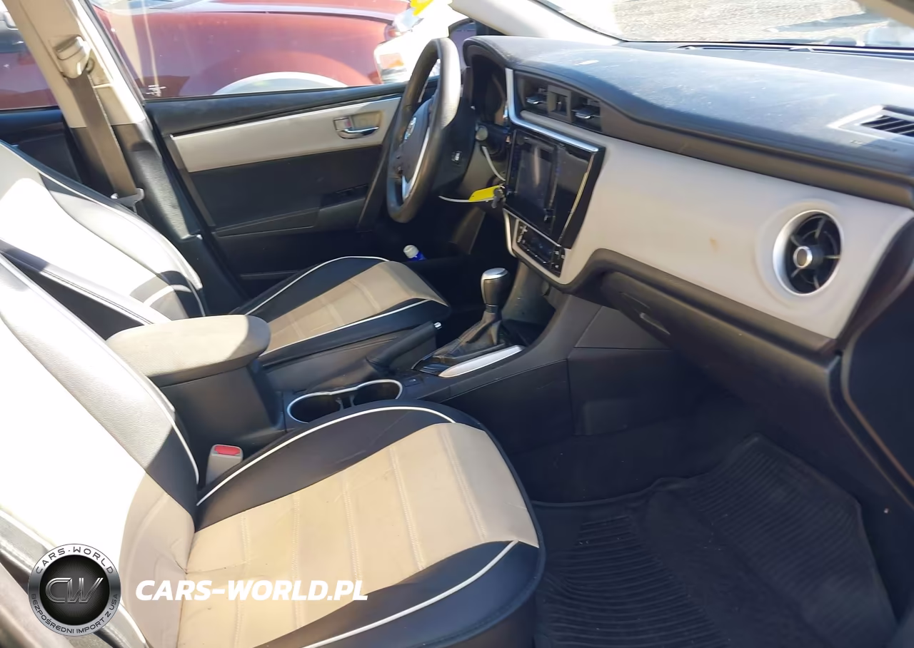 2019 Toyota Corolla Le VIN:2T1BURHE8KC224904 - 5
