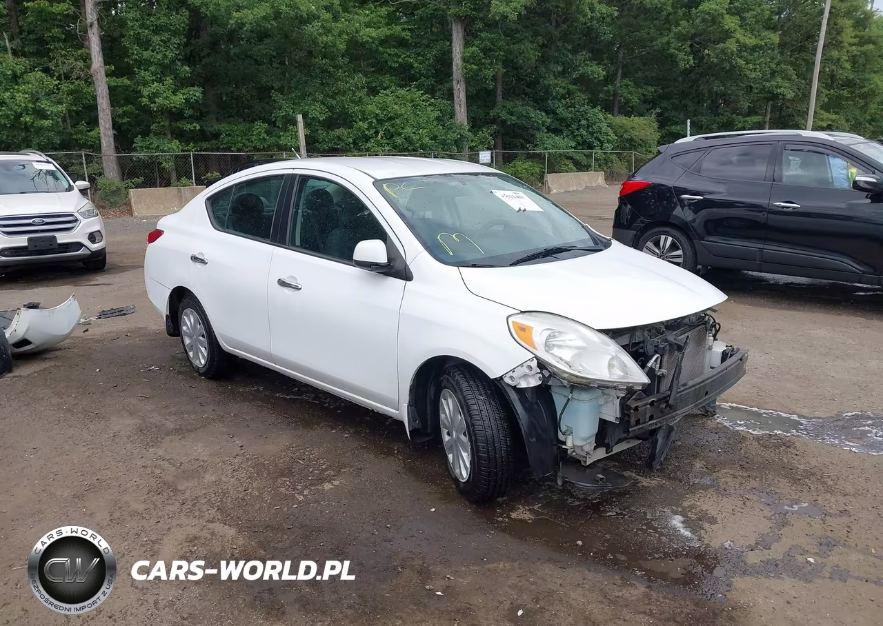 2012 Nissan Versa 1.6 Sv