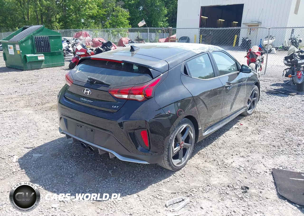 2019 Hyundai Veloster Turbo VIN:KMHTH6AB5KU013875 - 4