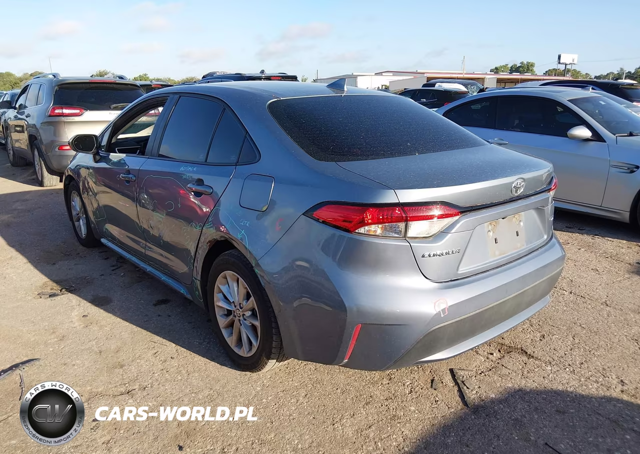 2020 Toyota Corolla Le VIN:5YFHPRAEXLP021896 - 3