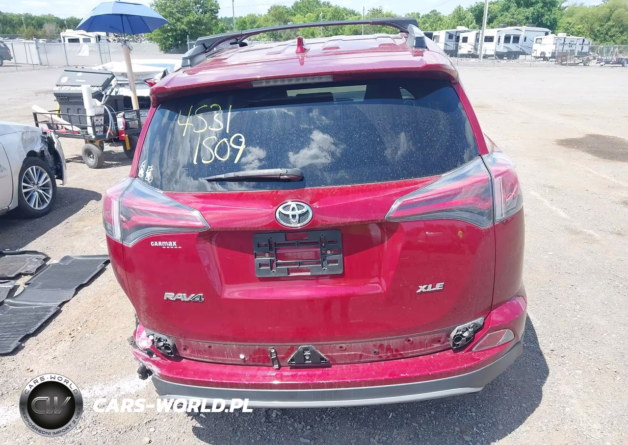 2018 Toyota Rav4 Xle VIN:JTMWFREV5JD116807 - 16