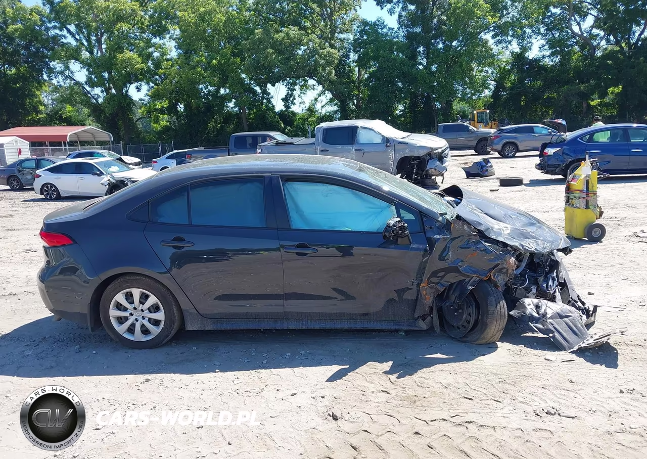 2025 Toyota Corolla Le VIN:5YFB4MDE1SP320009 - 13