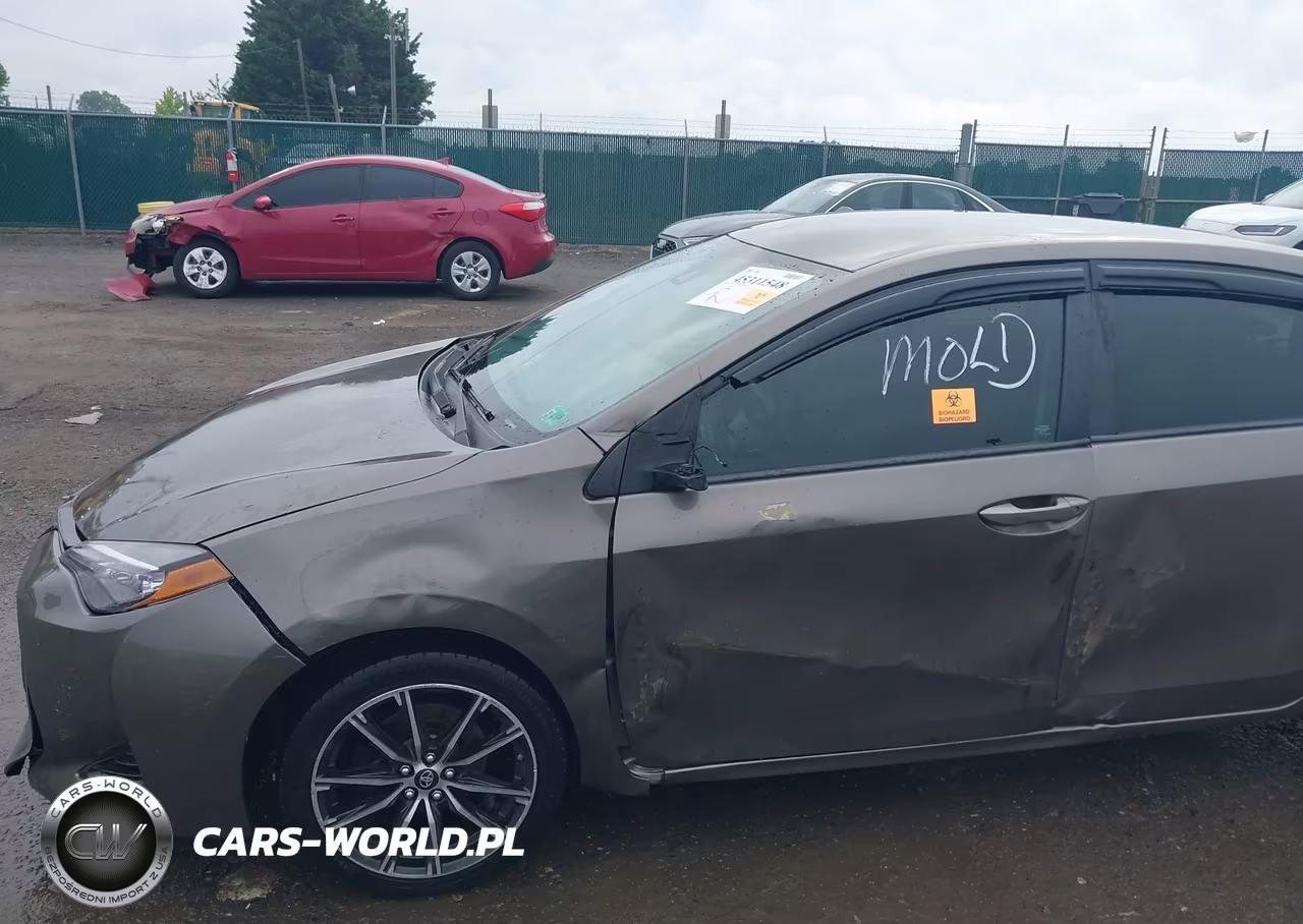 2017 Toyota Corolla Le VIN:2T1BURHE6HC891317 - 12
