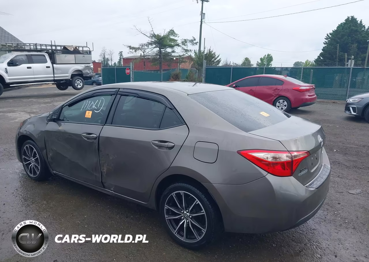 2017 Toyota Corolla Le VIN:2T1BURHE6HC891317 - 3