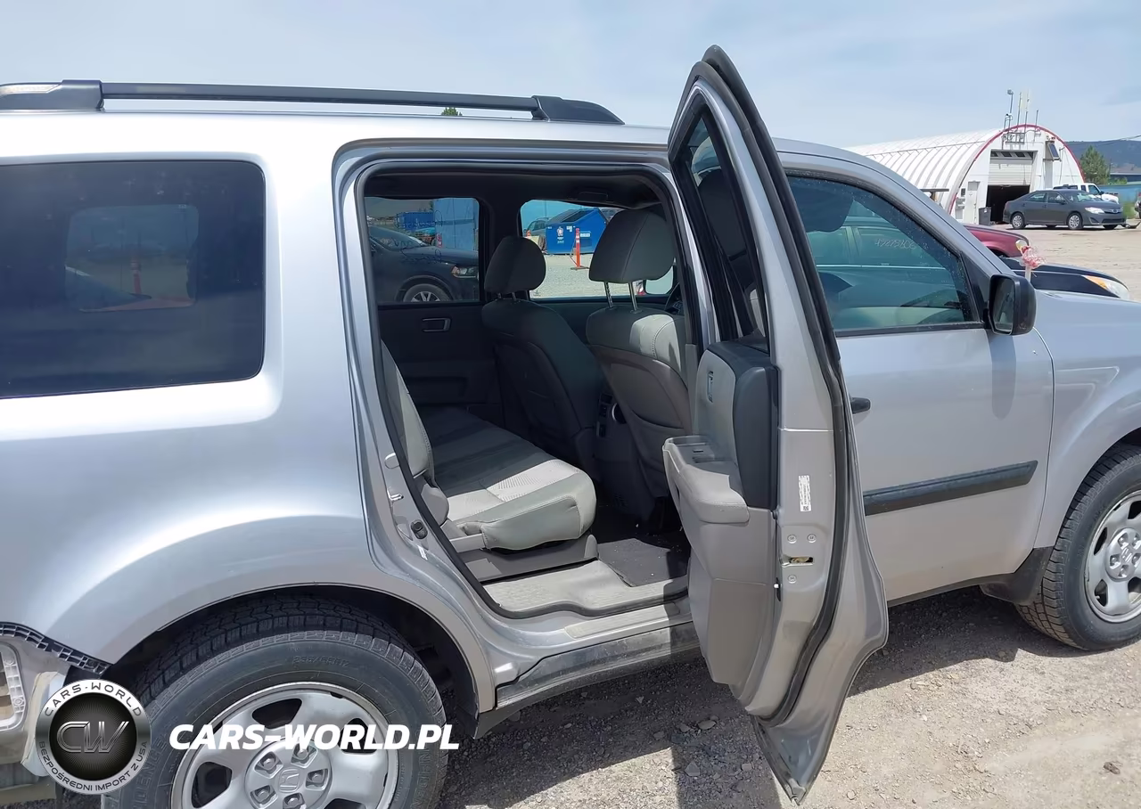 2015 Honda Pilot Lx VIN:5FNYF4H22FB004527 - 8