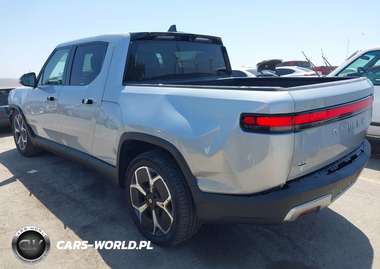 2024 Rivian R1T Adventure Dual Motor Large Pack-Adventure Dual Motor Perf Large Pack VIN:7FCTGBAA7RN030439 - 3