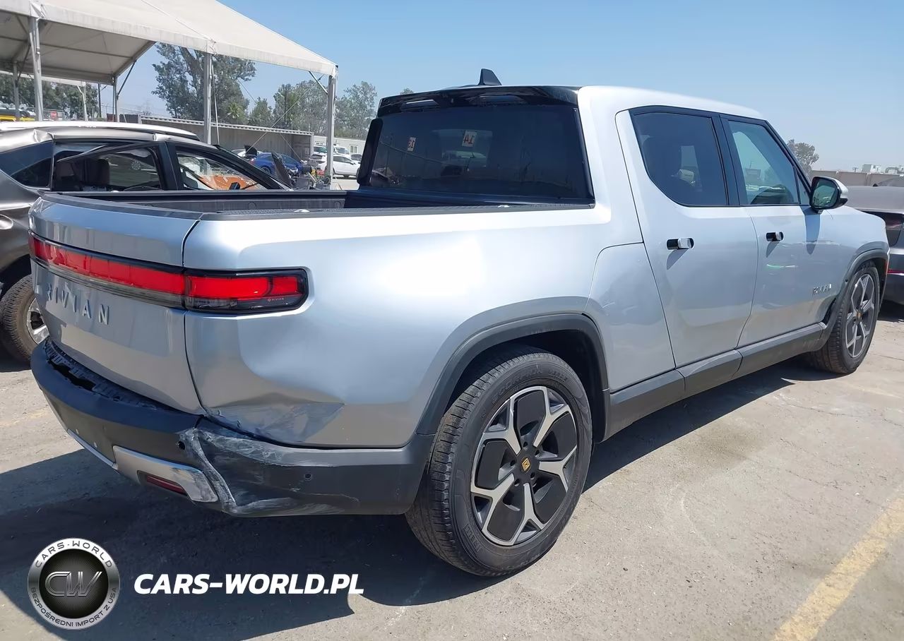 2024 Rivian R1T Adventure Dual Motor Large Pack-Adventure Dual Motor Perf Large Pack VIN:7FCTGBAA7RN030439 - 4