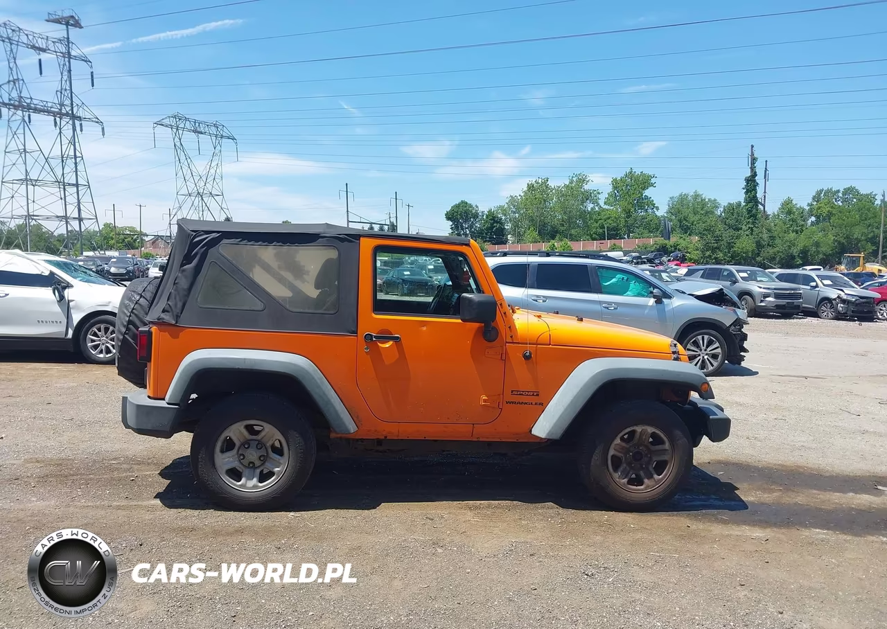 2012 Jeep Wrangler Sport VIN:1C4AJWAG7CL193069 - 13