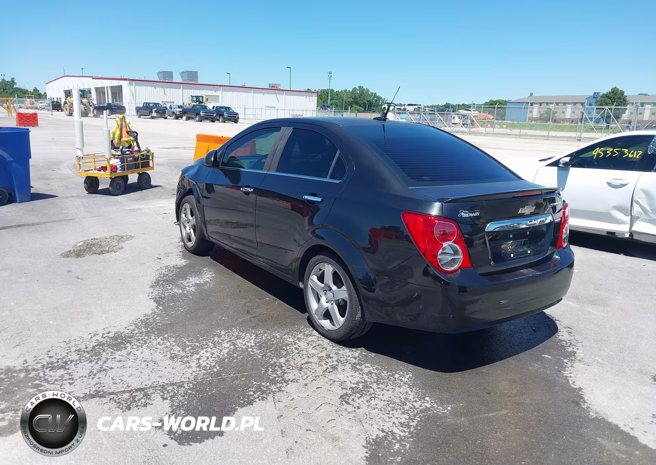 2014 Chevrolet Sonic Ltz Auto VIN:1G1JE5SB6E4180207 - 3
