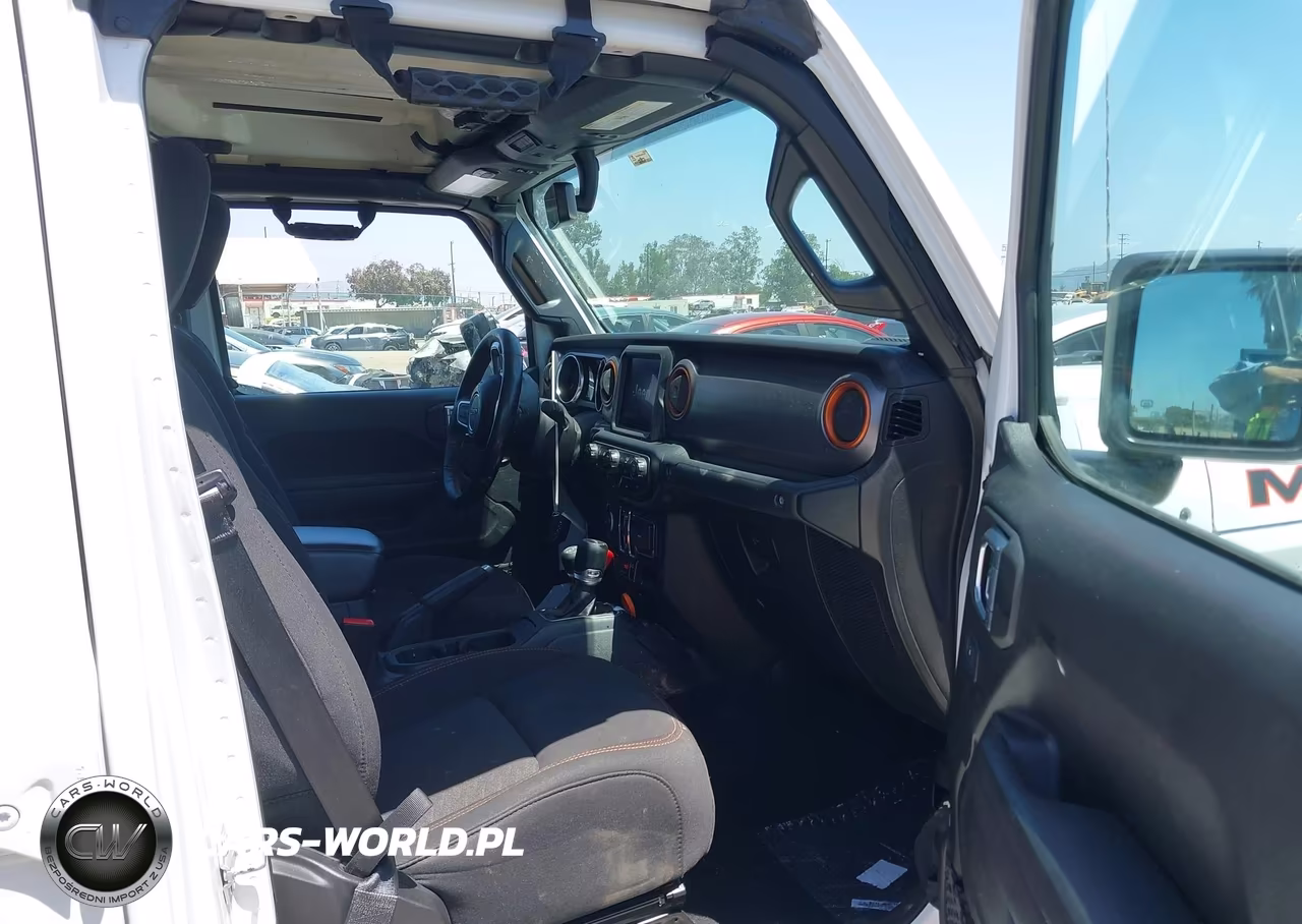 2023 Jeep Gladiator Mojave 4X4 VIN:1C6JJTEGXPL590264 - 5