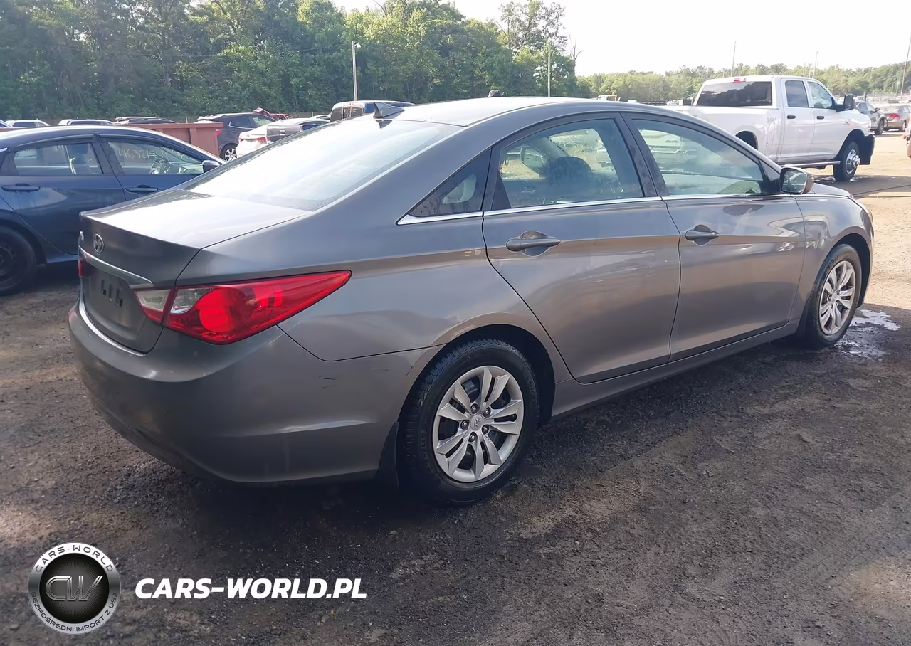 2012 Hyundai Sonata Gls VIN:5NPEB4AC6CH375835 - 4