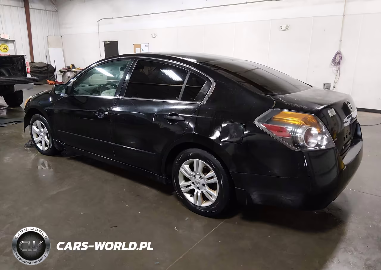 2010 Nissan Altima 2.5 S VIN:1N4AL2AP7AN411277 - 3