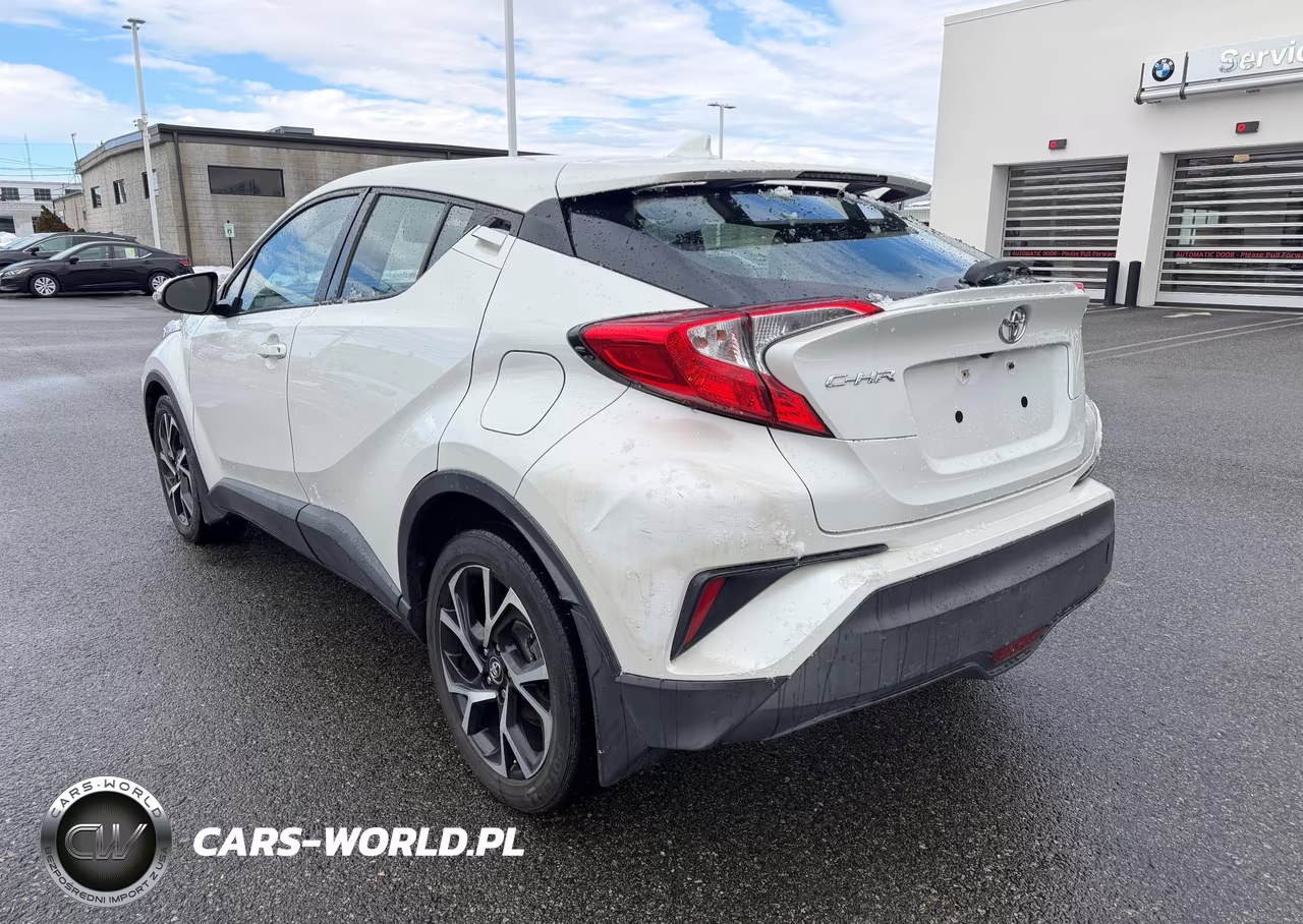 2018 Toyota C-Hr Xle Premium VIN:NMTKHMBX6JR021239 - 3