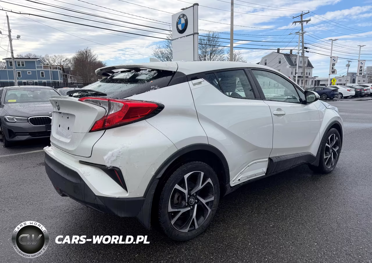 2018 Toyota C-Hr Xle Premium VIN:NMTKHMBX6JR021239 - 4