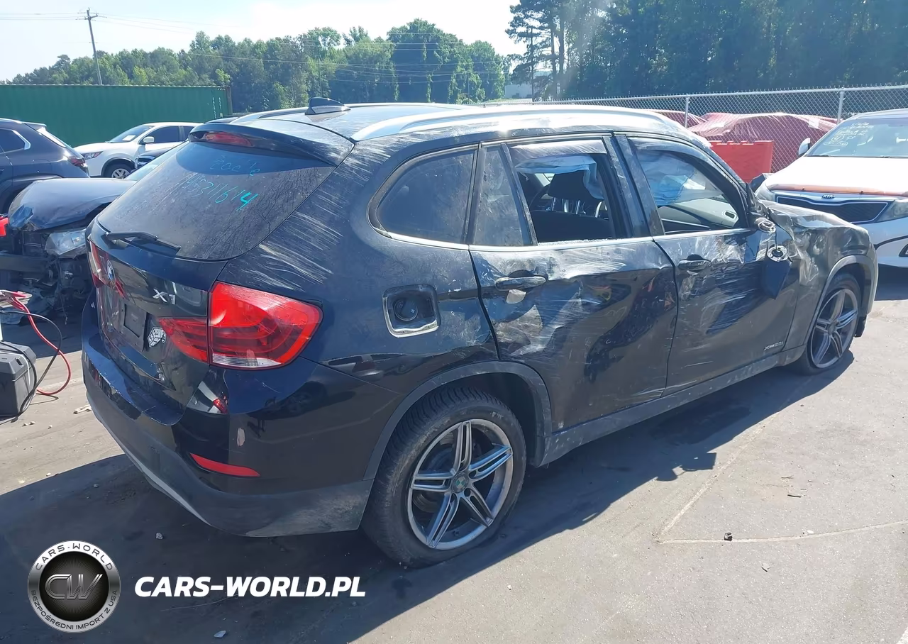 2015 BMW X1 xDrive28I VIN:WBAVL1C55FVY34204 - 4