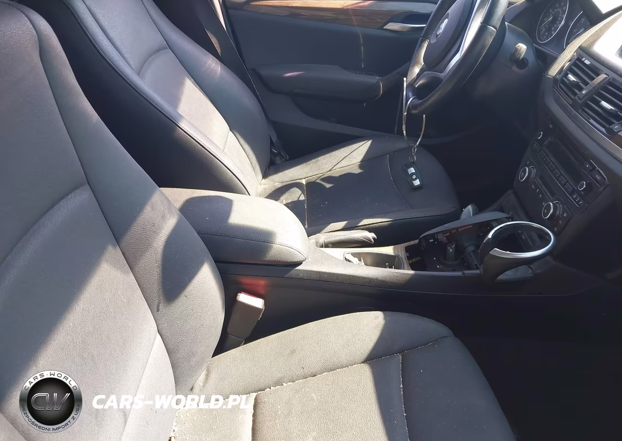 2015 BMW X1 xDrive28I VIN:WBAVL1C55FVY34204 - 5