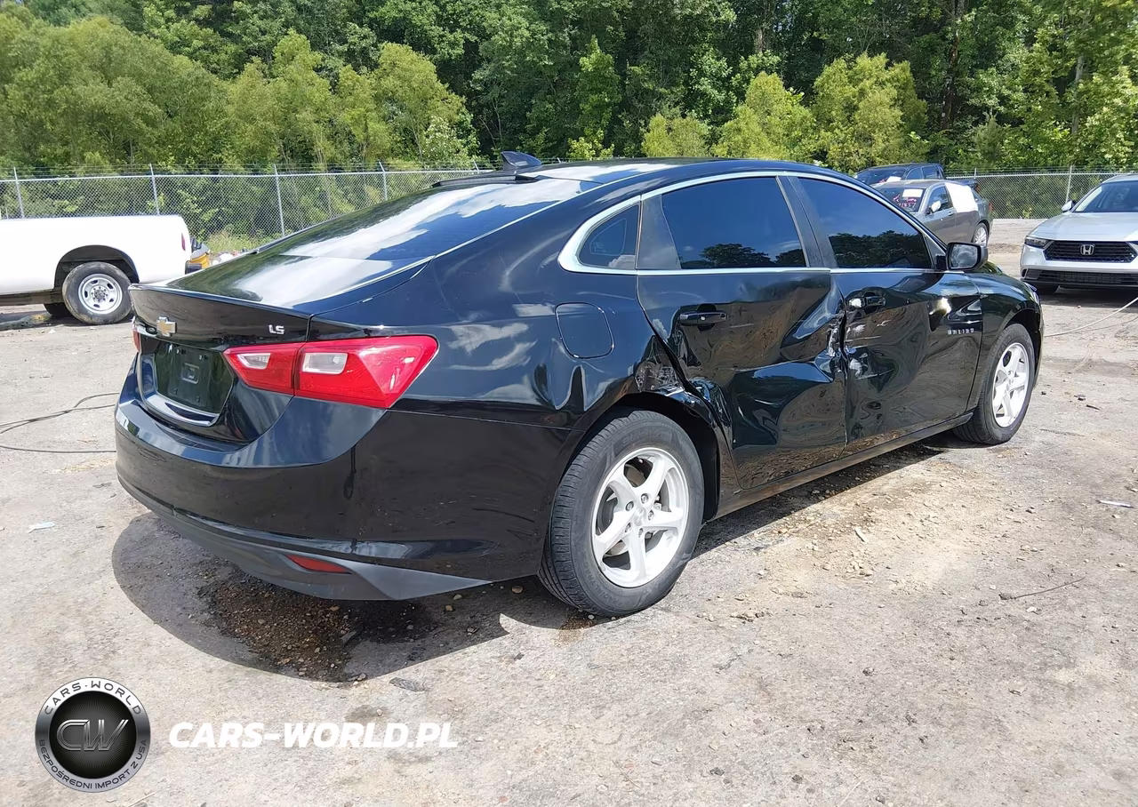 2016 Chevrolet Malibu Ls VIN:1G1ZB5ST5GF352593 - 4
