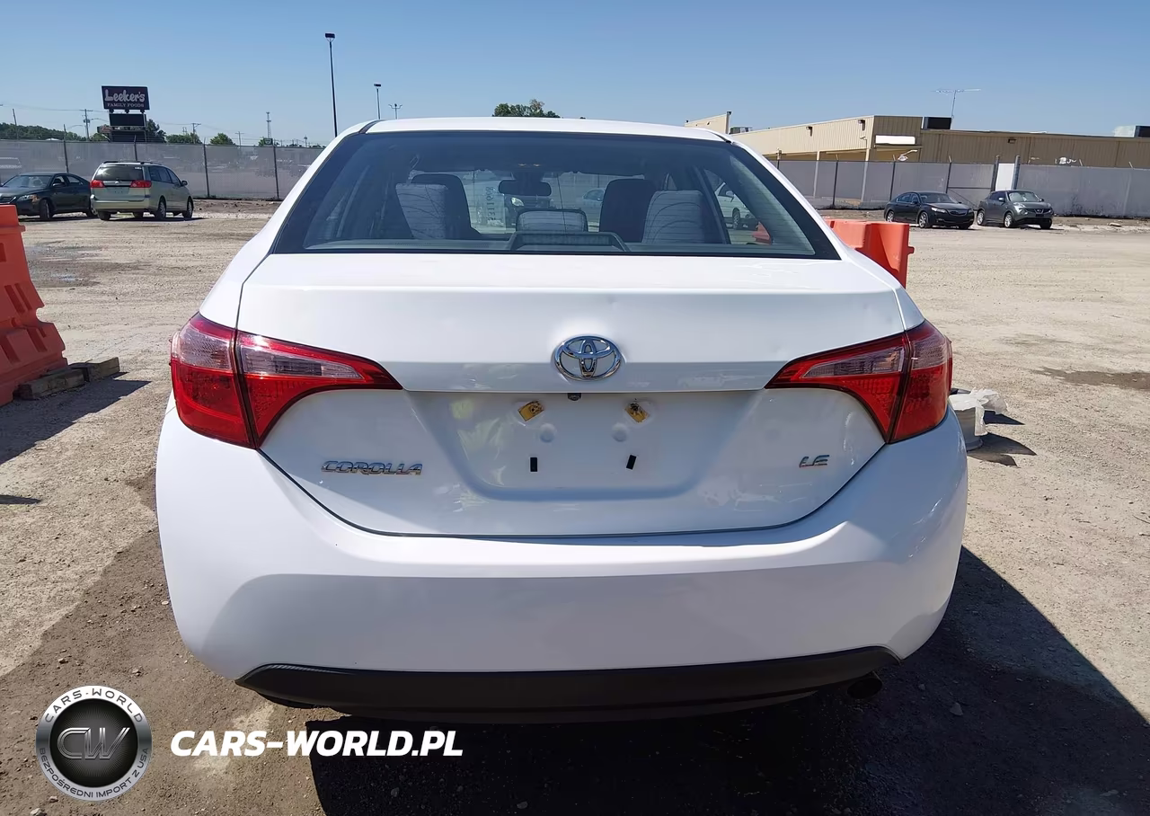 2019 Toyota Corolla Le VIN:2T1BURHE1KC241883 - 16