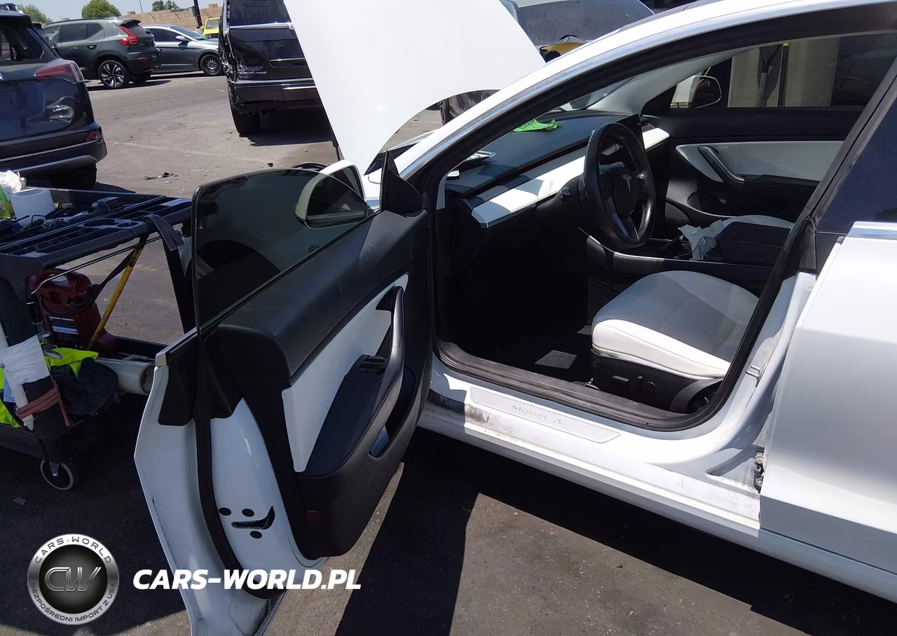 2018 Tesla Model 3 Long Range-Mid Range VIN:5YJ3E1EA6JF168556 - 5
