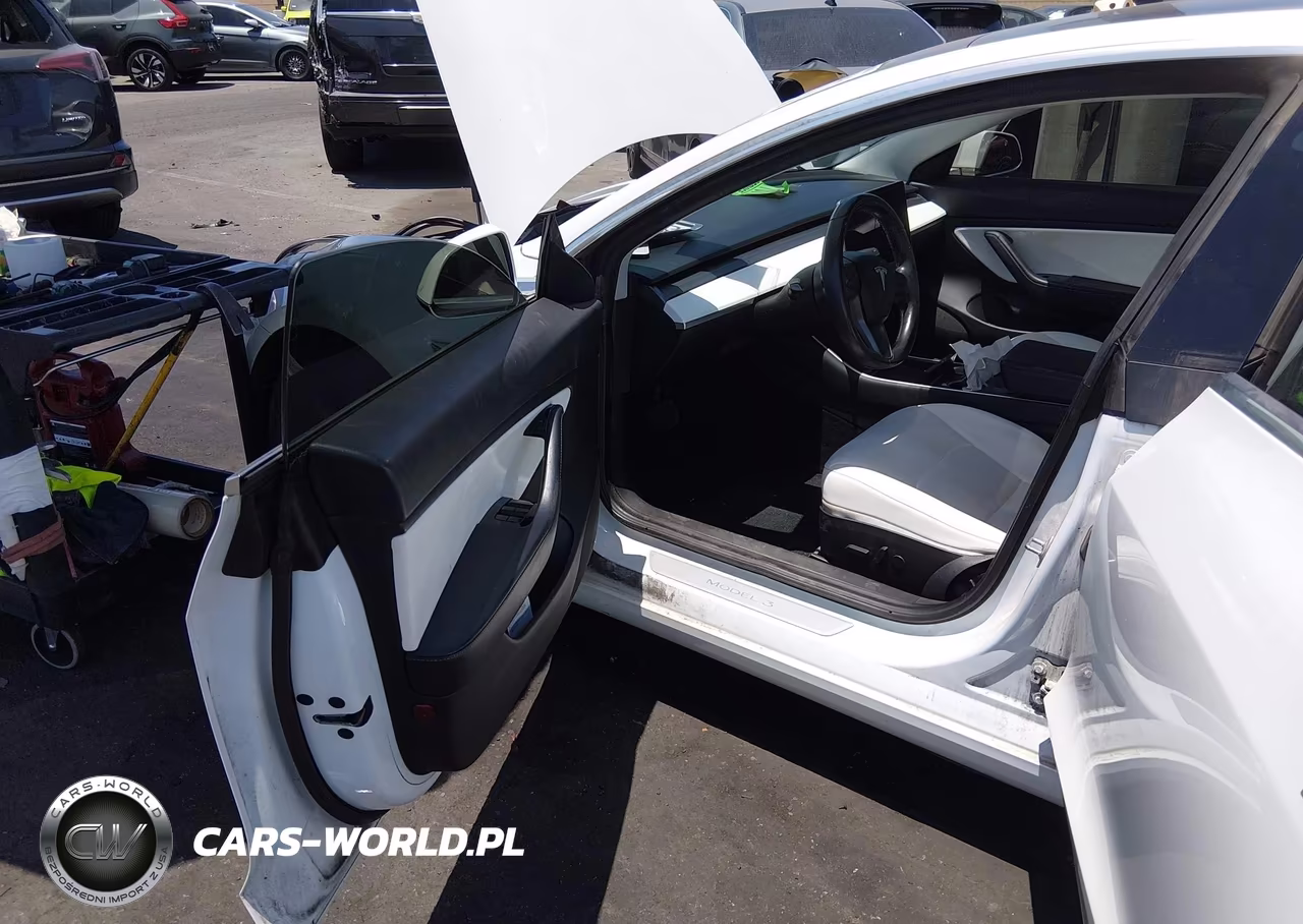 2018 Tesla Model 3 Long Range-Mid Range VIN:5YJ3E1EA6JF168556 - 8