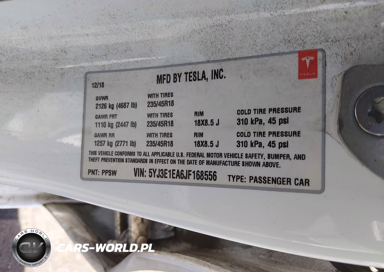 2018 Tesla Model 3 Long Range-Mid Range VIN:5YJ3E1EA6JF168556 - 9