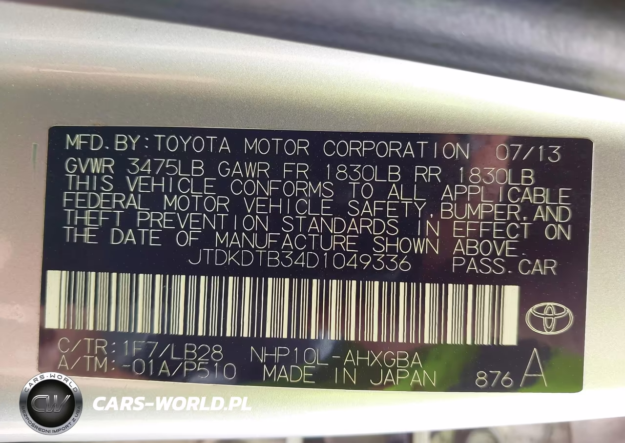 2013 Toyota Prius C Four VIN:JTDKDTB34D1049336 - 9