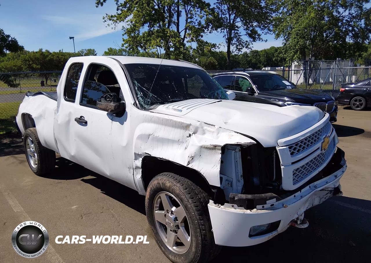 2011 Chevrolet Silverado 2500Hd Work Truck – zdjęcie 1 z 15