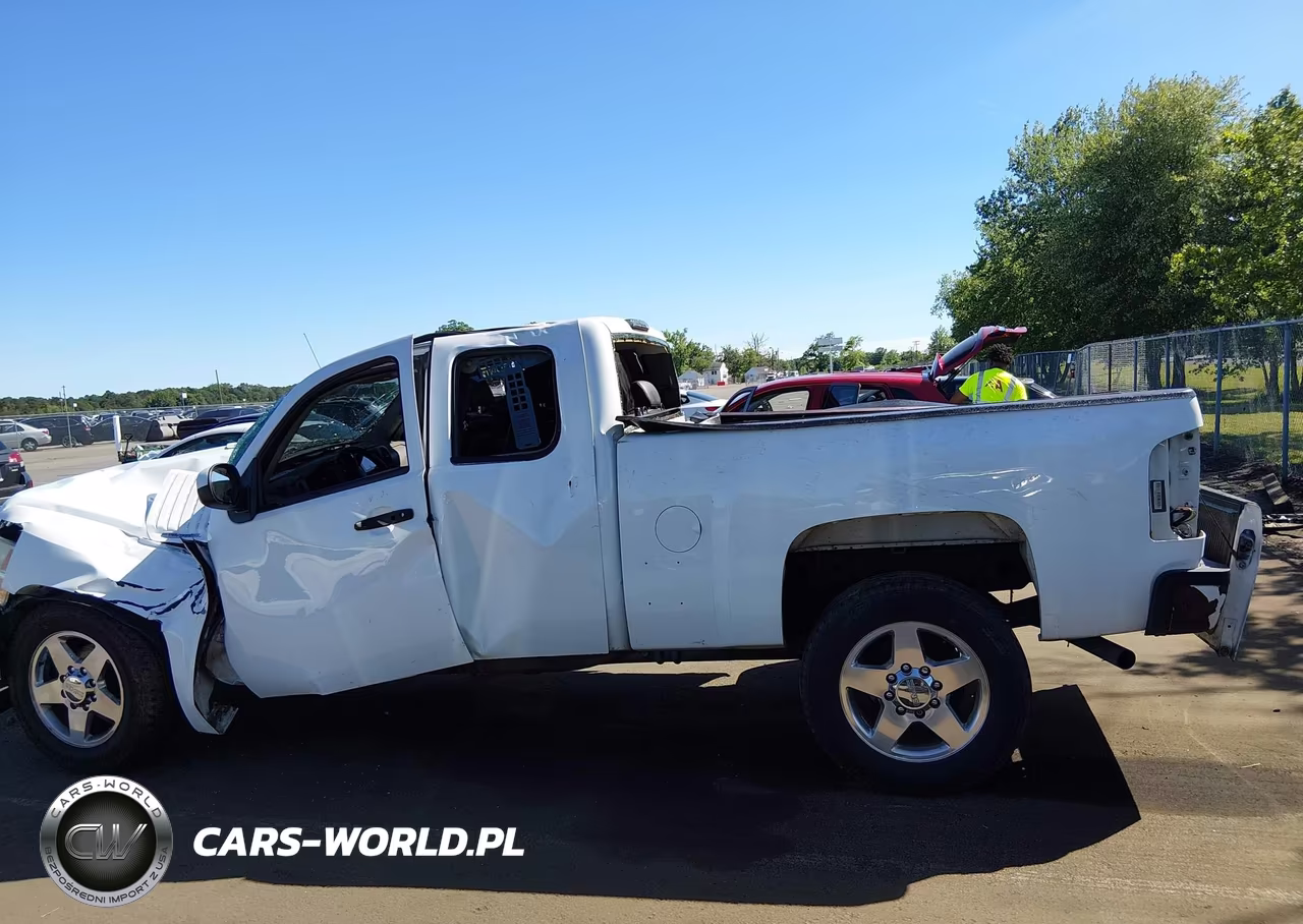 2011 Chevrolet Silverado 2500Hd Work Truck VIN:1GC2CVCG3BZ338318 - 13