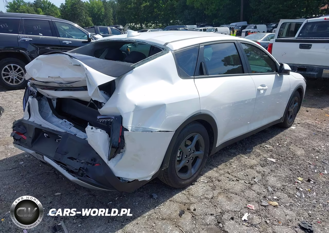 2026 Kia K4 Lxs VIN:3KPFT4DE7TE297679 - 4