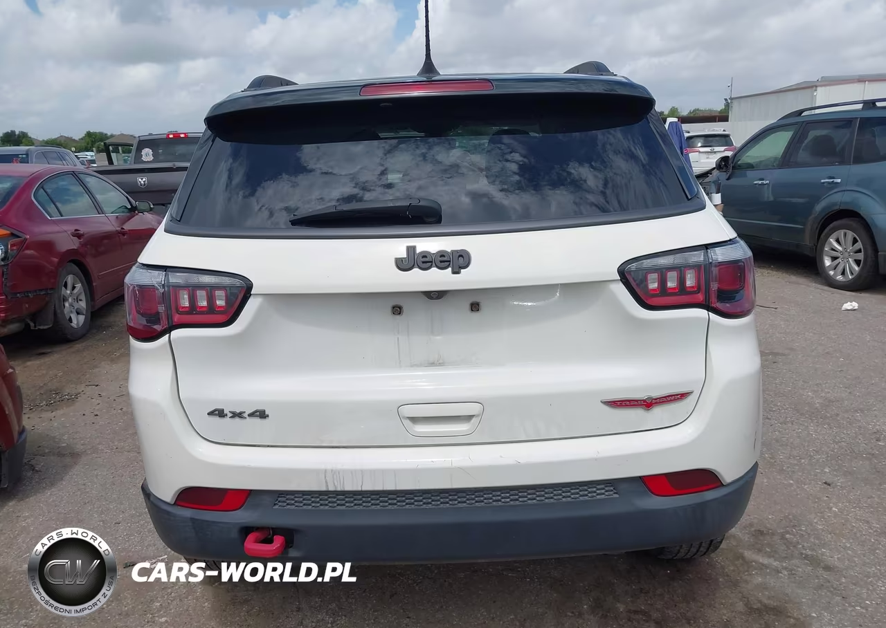 2019 Jeep Compass Trailhawk 4X4 VIN:3C4NJDDB2KT765495 - 16