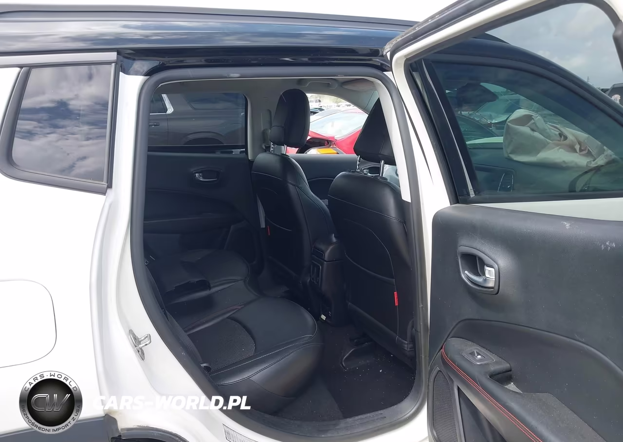 2019 Jeep Compass Trailhawk 4X4 VIN:3C4NJDDB2KT765495 - 8