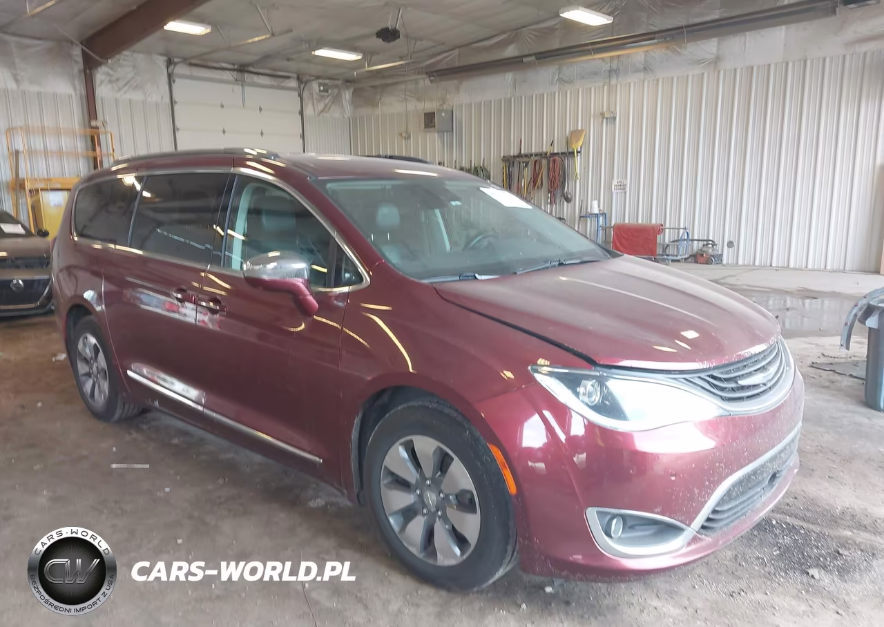 2018 Chrysler Pacifica Hybrid Limited