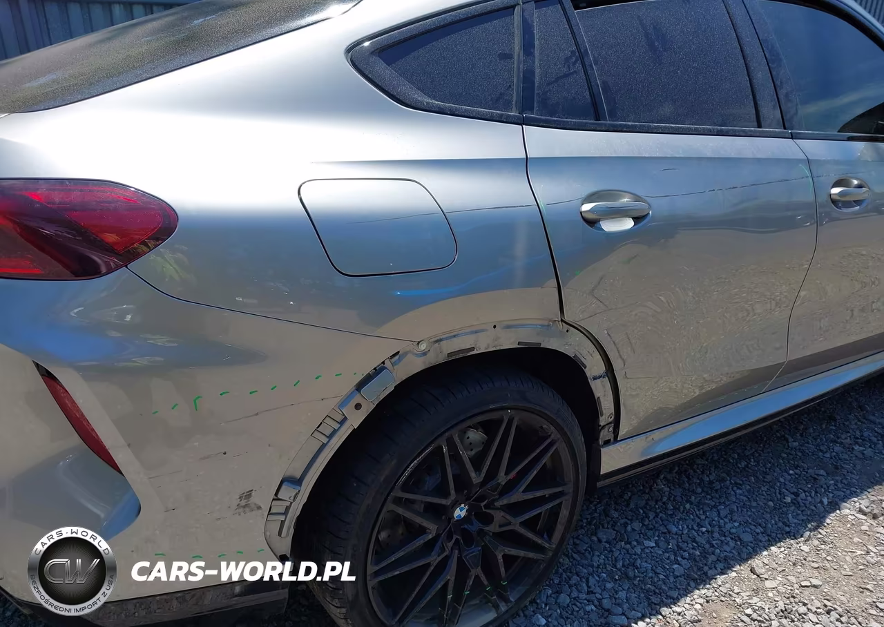 2021 BMW X6 M VIN:5YMCY0C06M9F58271 - 17
