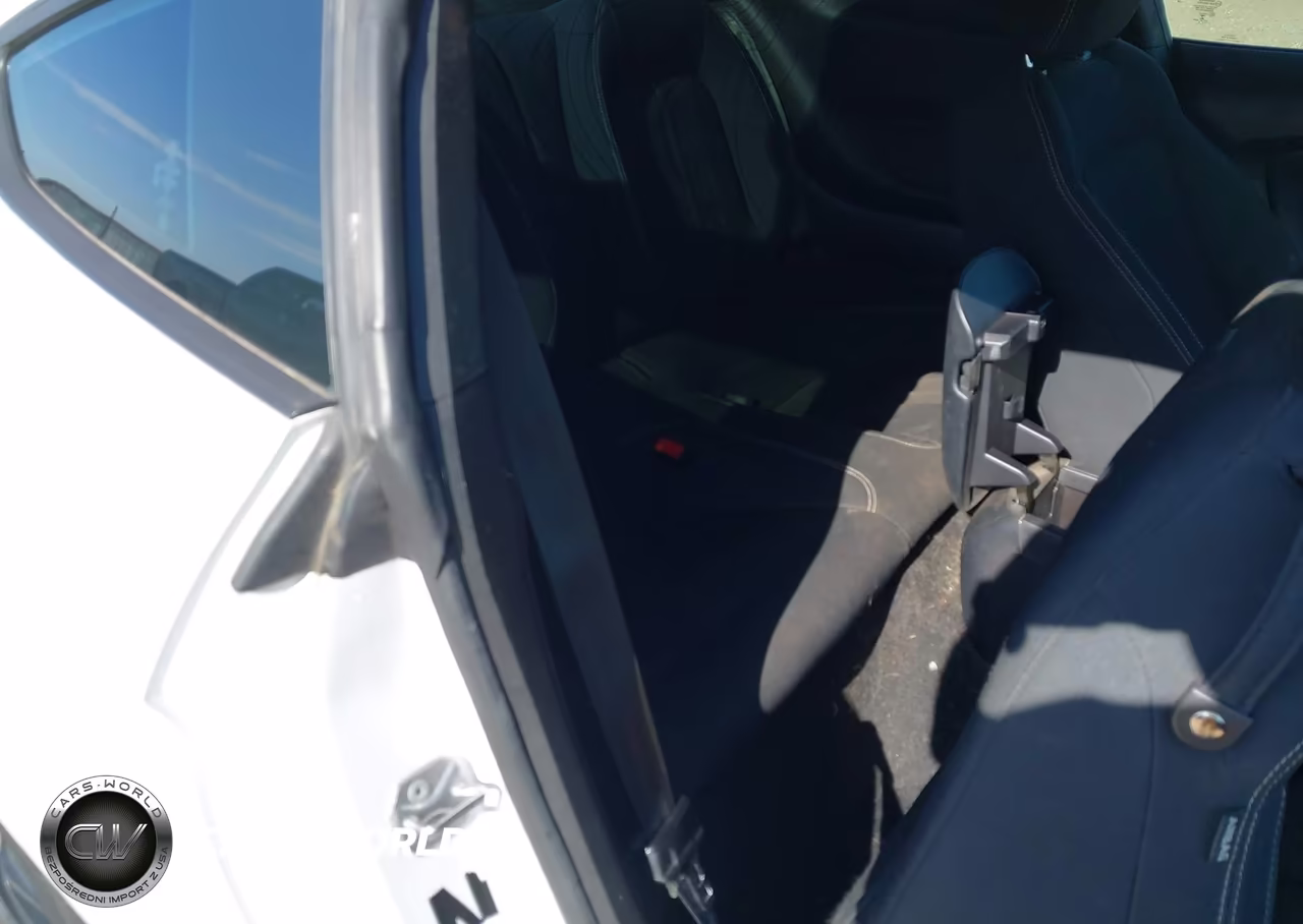 2019 Ford Mustang Ecoboost VIN:1FA6P8TH0K5175222 - 8