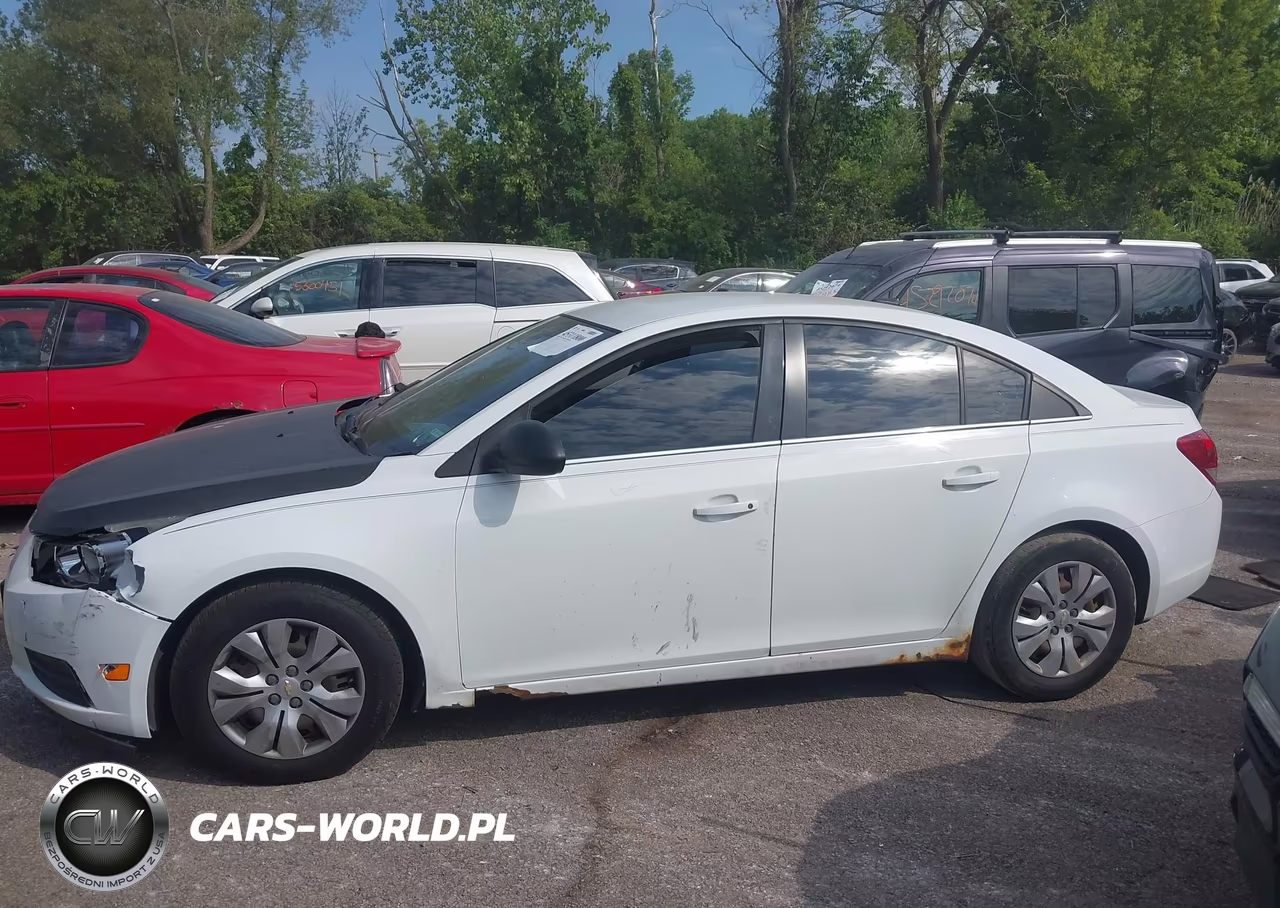 2012 Chevrolet Cruze Ls VIN:1G1PC5SH7C7268263 - 14