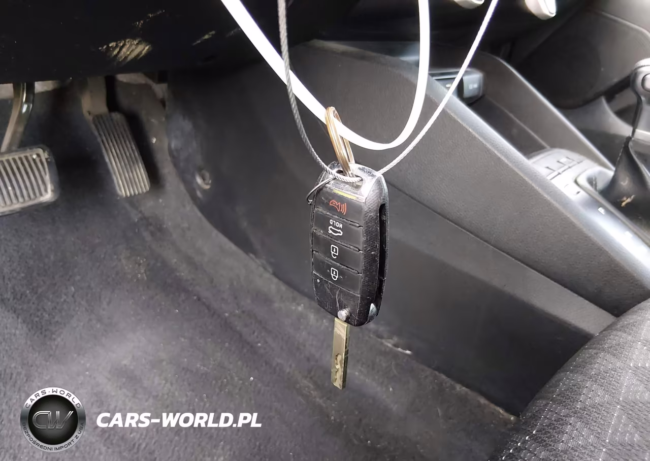 2020 Kia Rio S VIN:3KPA24AD8LE317009 - 10
